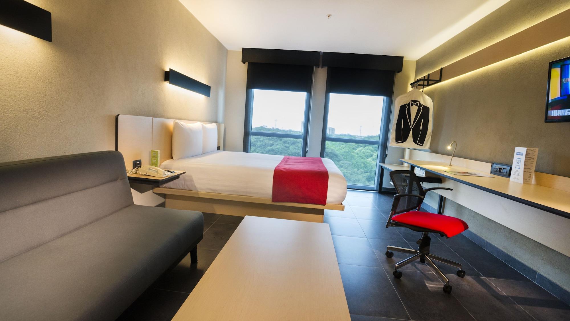 City Express Plus By Marriott Cali Colombia Buitenkant foto